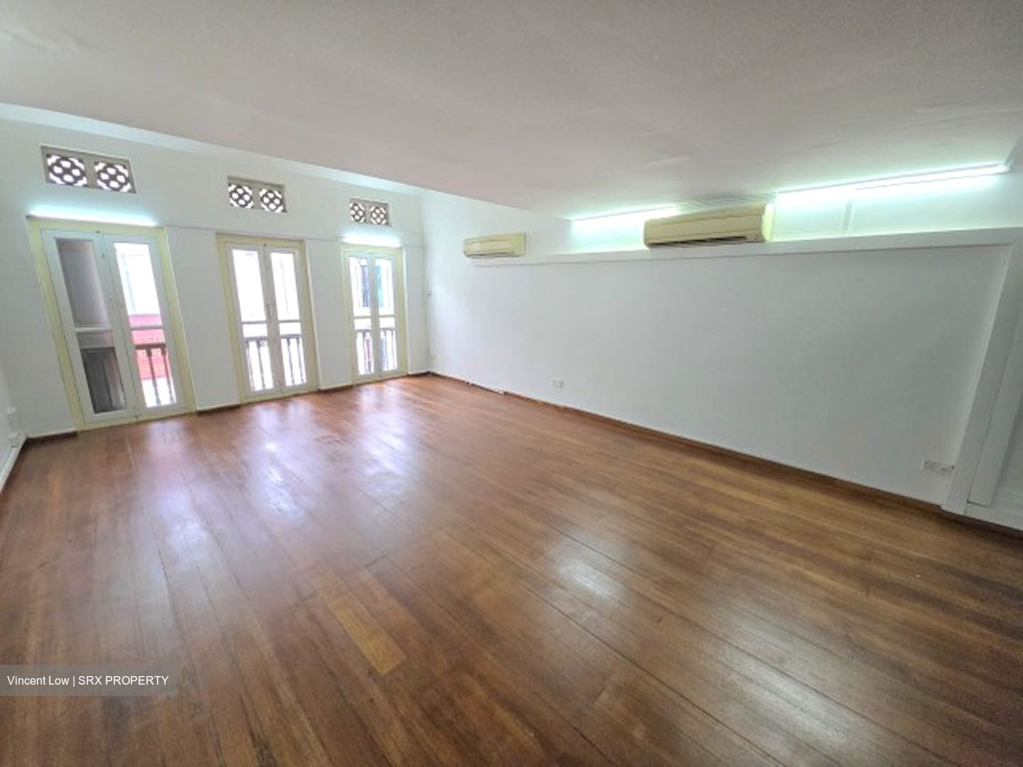 Kreta Ayer Conservation Area (D1), Shop House #569640141